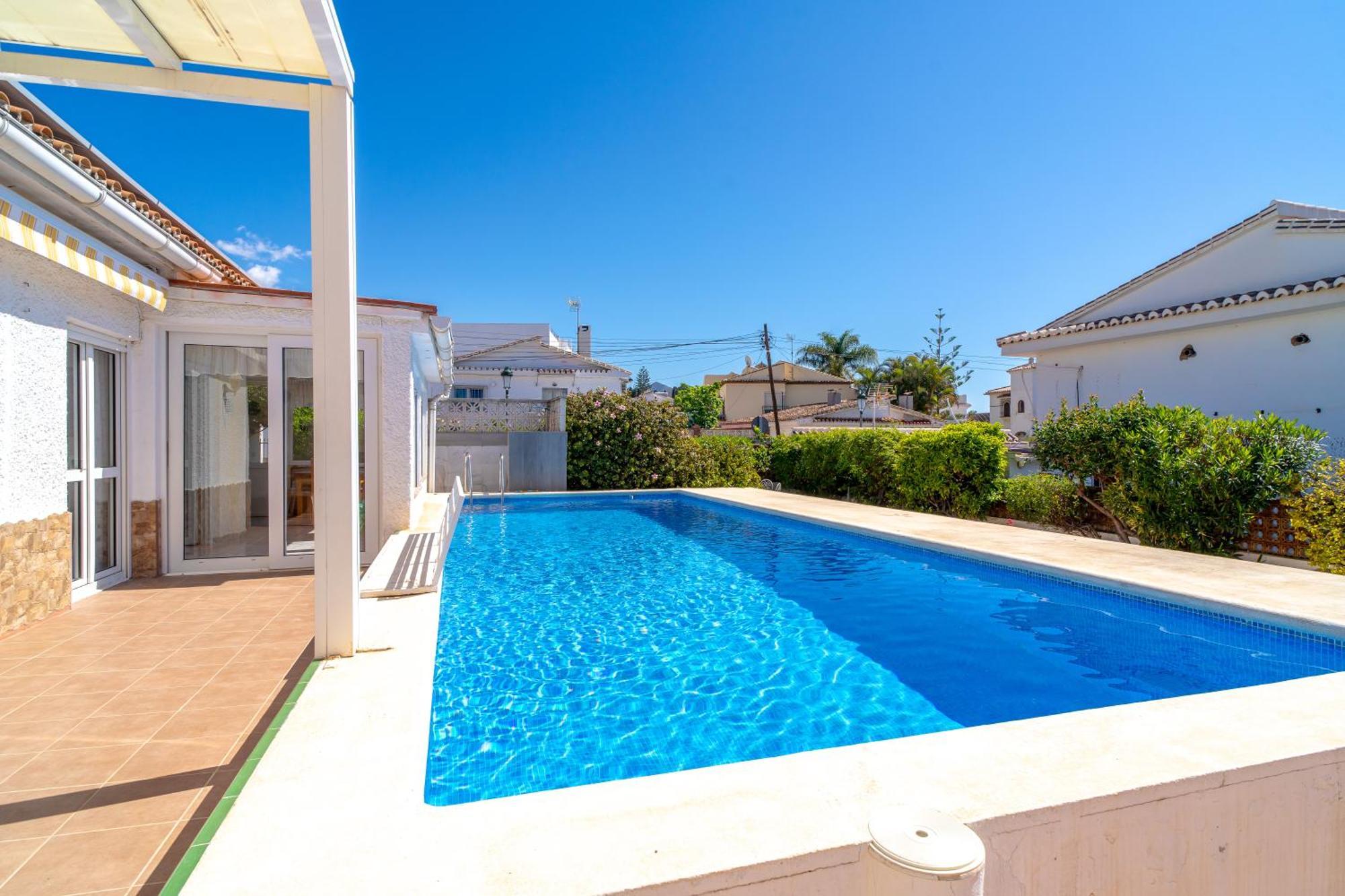 Villa Sevilla Casasol Nerja Exterior photo