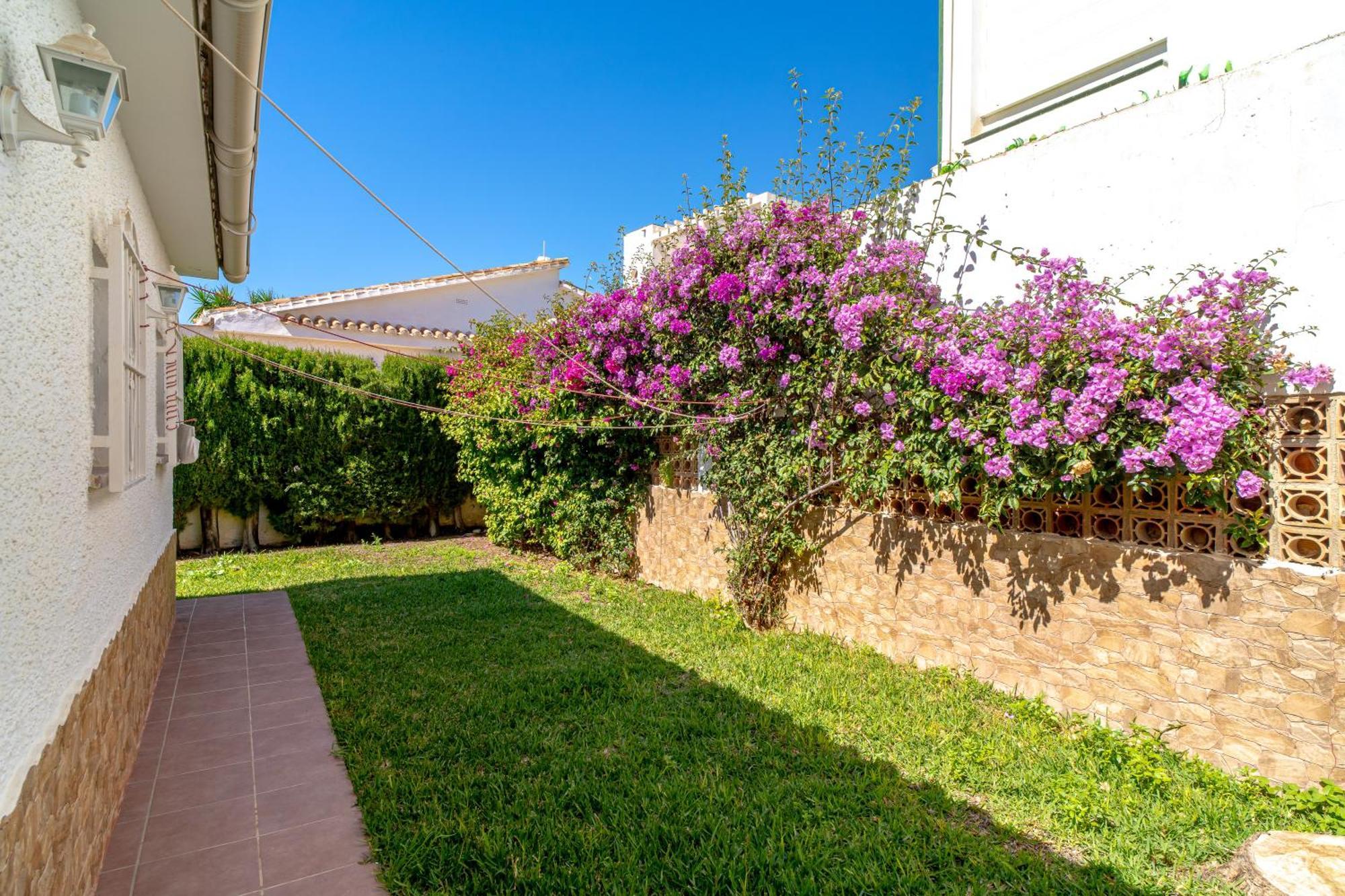 Villa Sevilla Casasol Nerja Exterior photo