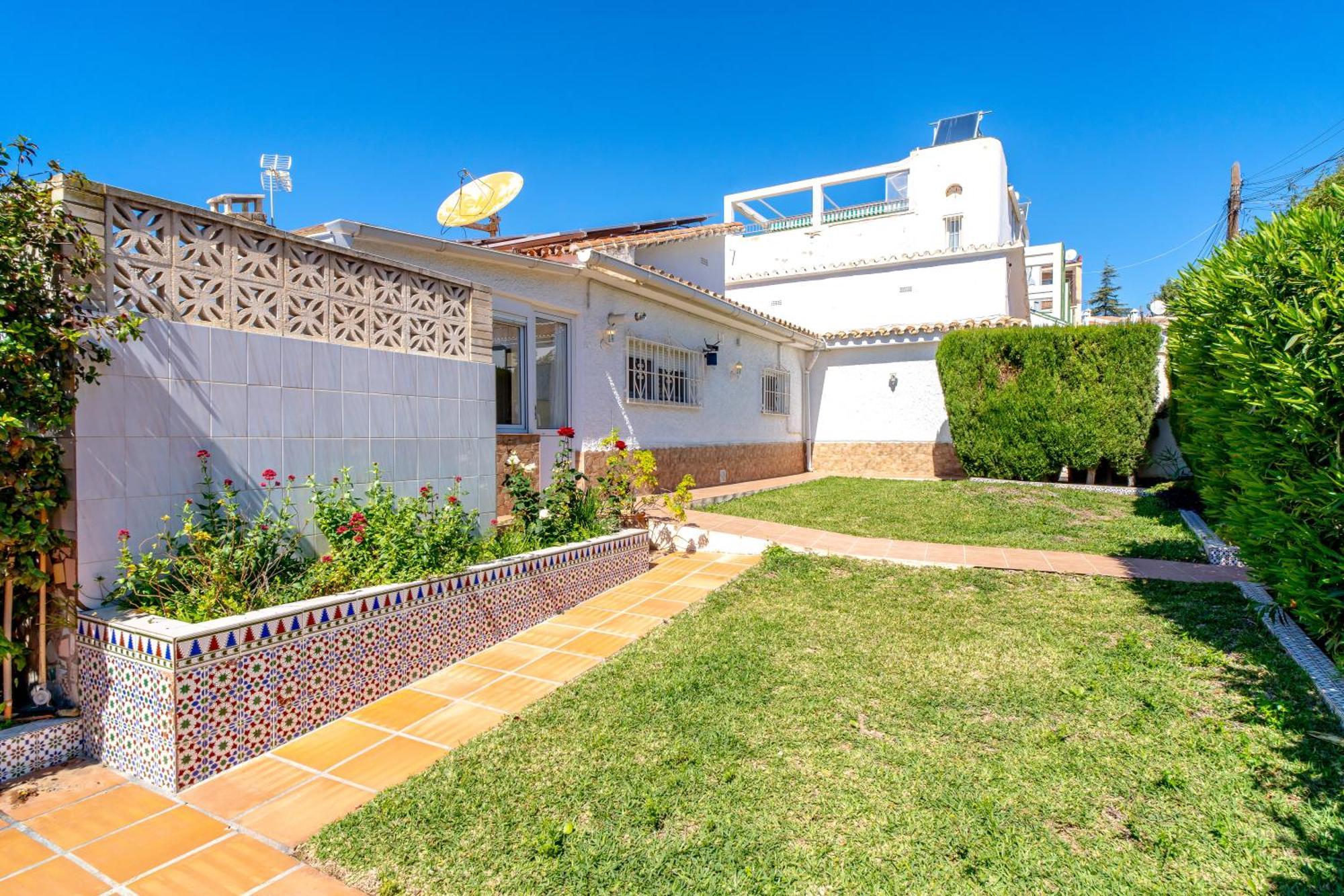 Villa Sevilla Casasol Nerja Exterior photo