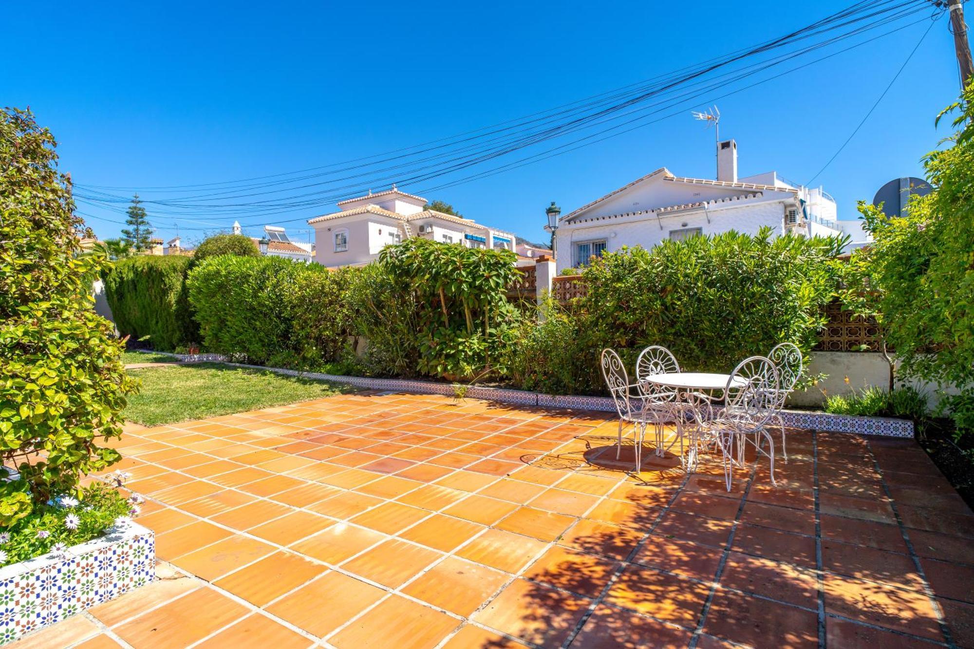 Villa Sevilla Casasol Nerja Exterior photo